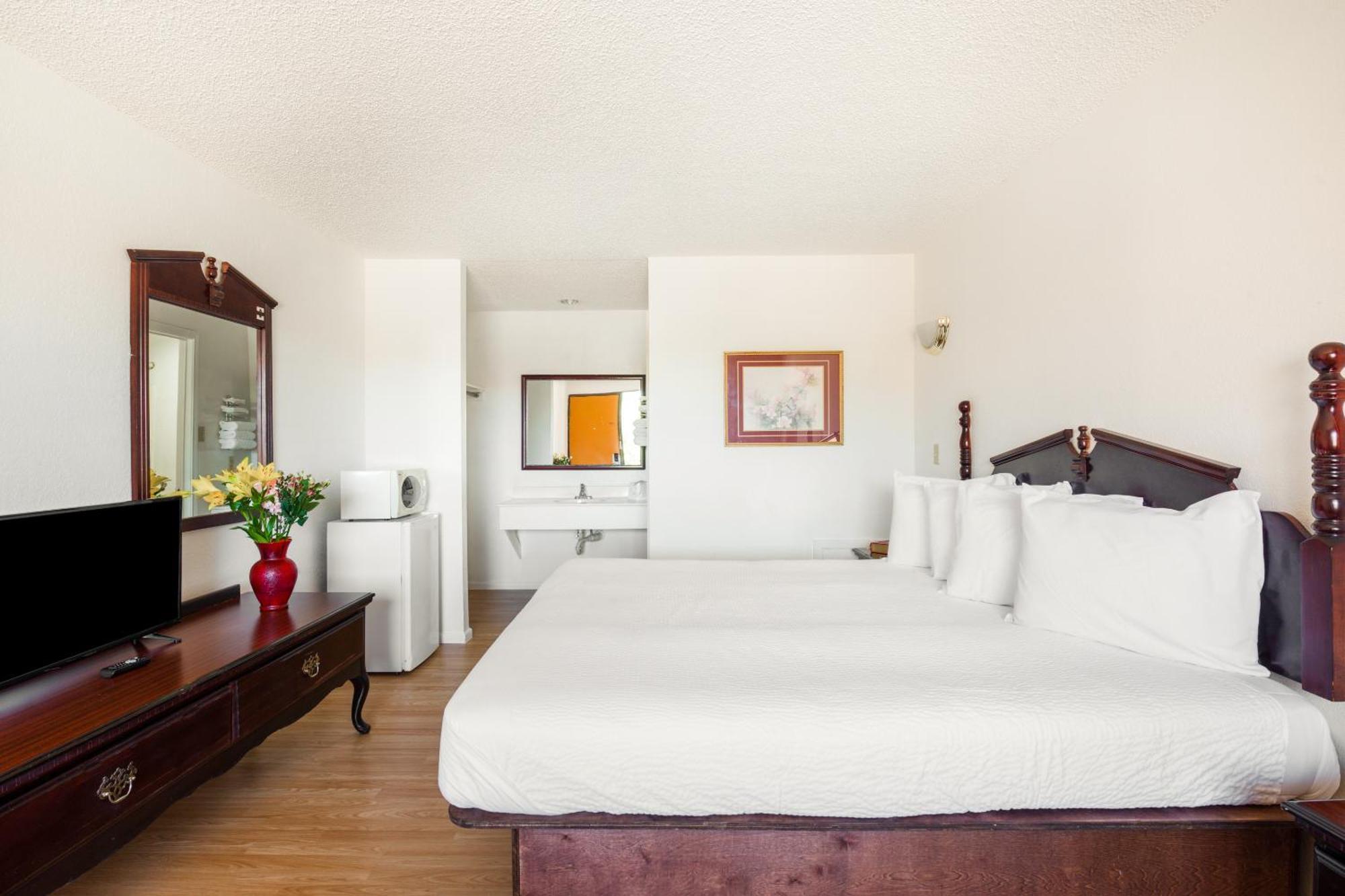 Oyo Hotel Groesbeck エクステリア 写真